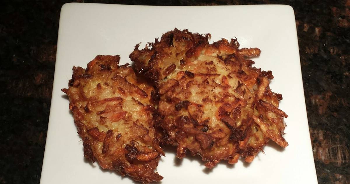 Potato and Carrot Fritters Recipe by scootsie19 Cookpad
