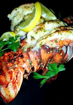 A picture of Mike's EZ Broiled Lobster Tails.