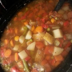 A picture of Spicy Vegetable 8 QT Crock Pot Soup.
