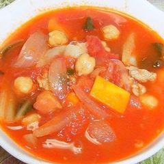 A picture of Canned Tomato and Chickpea Minestrone.