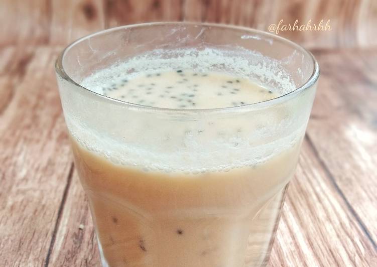 Resep: Yakult Tea With Chia Seed Yang Sederhana