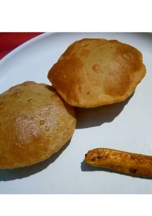 A picture of Masala puri.