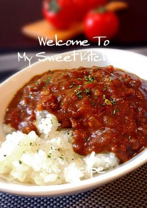 A picture of Café-style Tomato Curry.
