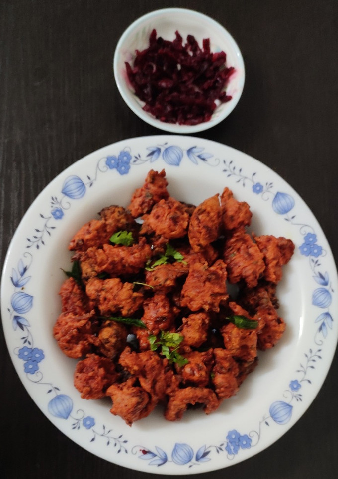 பீட்ரூட் கார பக்கோடா (Beetroot spicy pakoda) செய்முறை முக்கிய புகைப்படம்