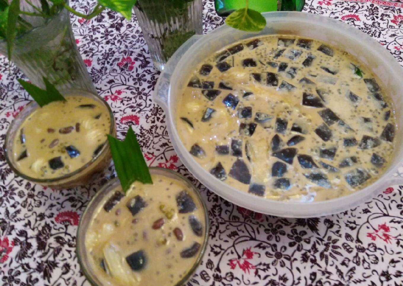 Es Cincau Kacang Ijo Kacang Merah Kelapa Muda