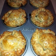 A picture of Mini Chicken Pies.