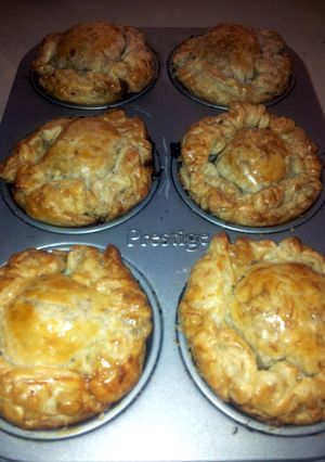 A picture of Mini Chicken Pies.
