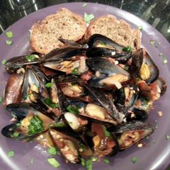 A picture of Zuppa di Mussels.