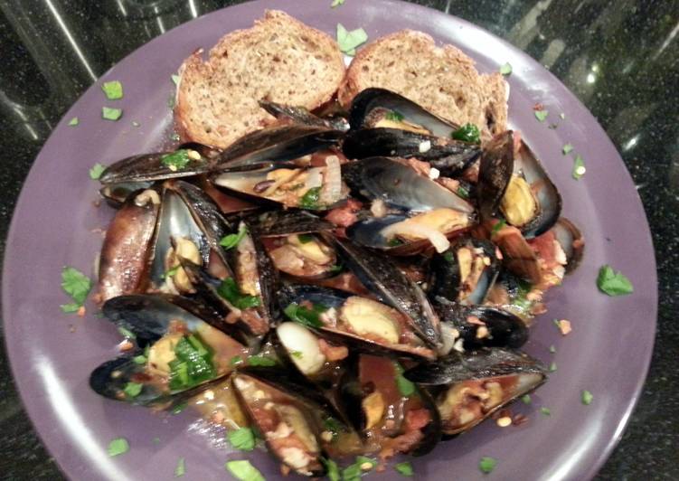 Steps to Prepare Homemade Zuppa di Mussels