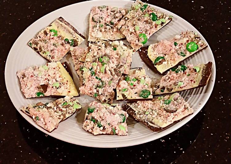 Recipe: Tasty Peppermint Bark