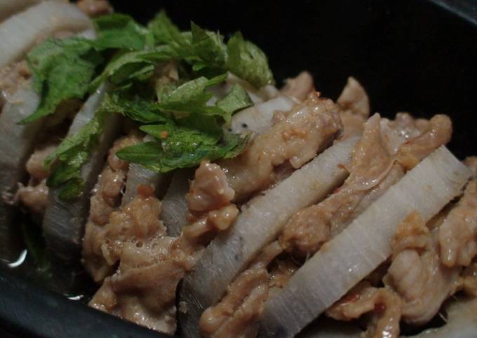 Steamed Chinese-style Lotus Root and Pork Slices