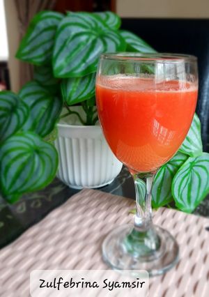 Foto resep Jus 3 diva (Apel, Wortel dan Tomat) dengan slow juicer clovertec
