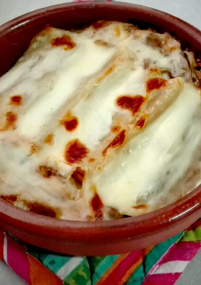 Una foto de Canelones de Champiñones, Setas y Bacon 🍄