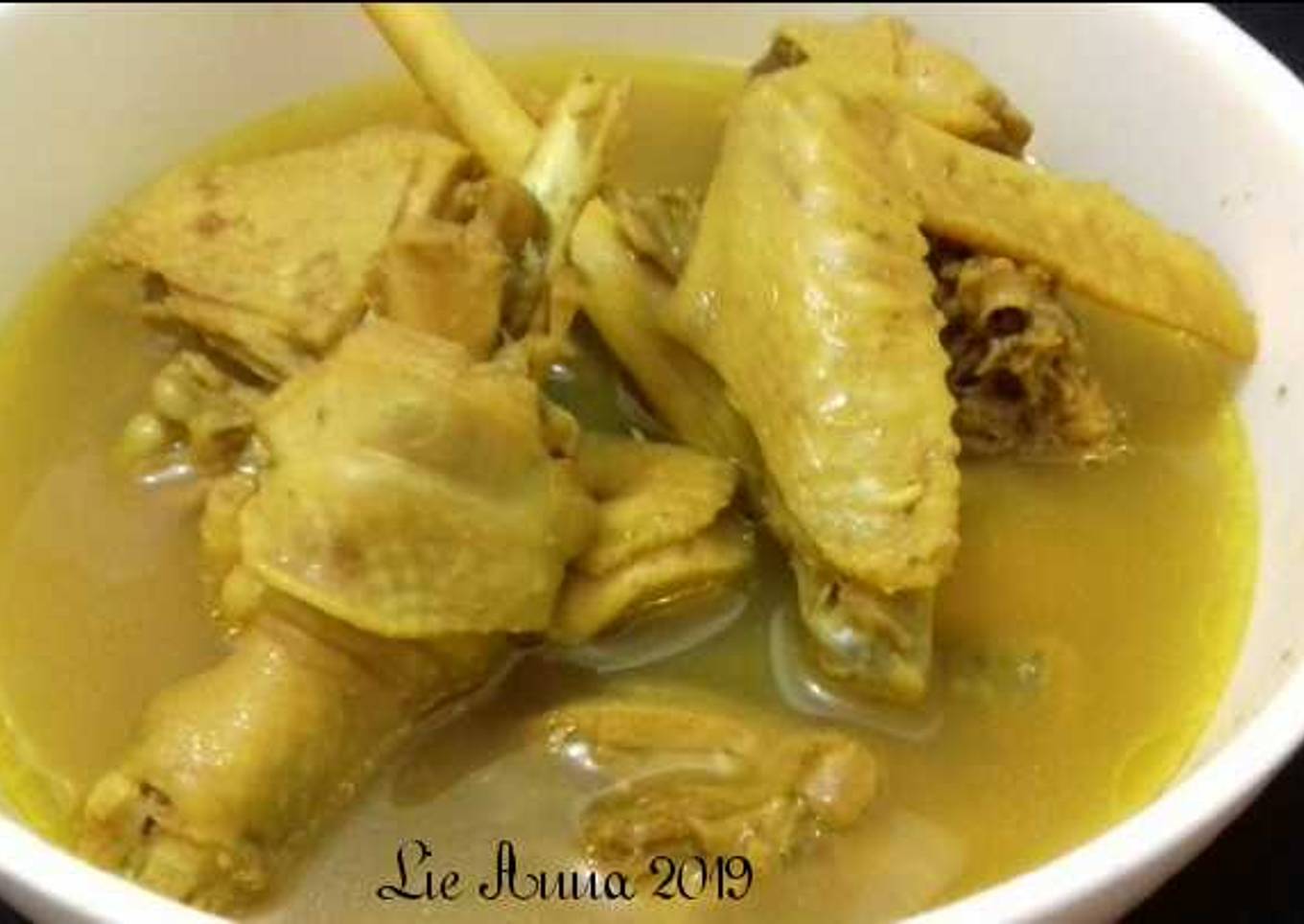 (21.1) Sop Ayam Kunyit