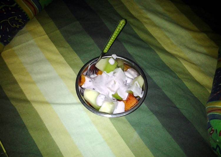 Simple Fruit Salad Simple Fruit Salad