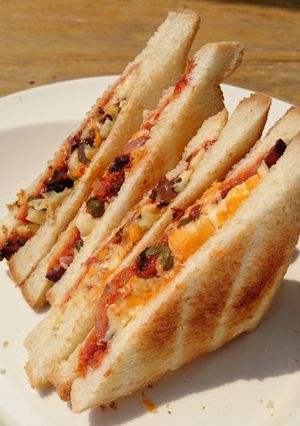 A picture of Pizza Sandwich.
