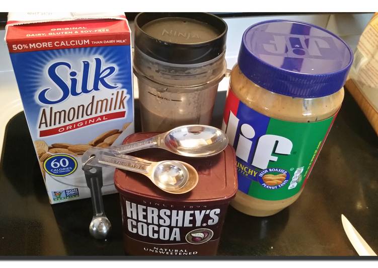 How to Make Super Quick Homemade ALMOND Joyful Smoothie