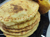 Пышная пита на сковороде