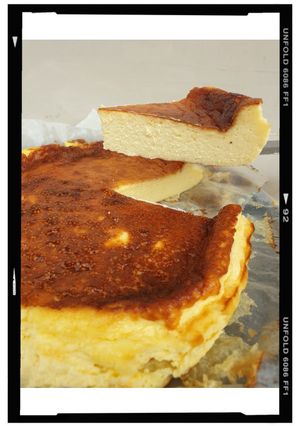 Foto resep Burnt Basque Cheesecake ala Anak Kos (tanpa Mixer)