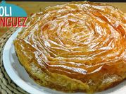 Una foto de postres con masa filo