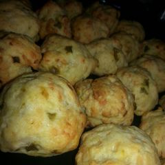 A picture of Delicious Cheesy jalapeño bites.