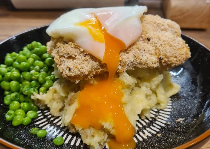 Crumbed smoked cod & buttery smashed potato