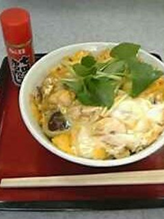 A picture of Egg & Chicken Rice Bowl with Dashi Seasoning and Soft-set Eggs.