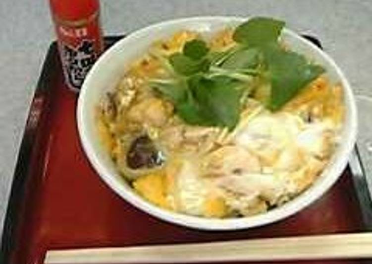 Egg & Chicken Rice Bowl with Dashi Seasoning and Soft-set Eggs