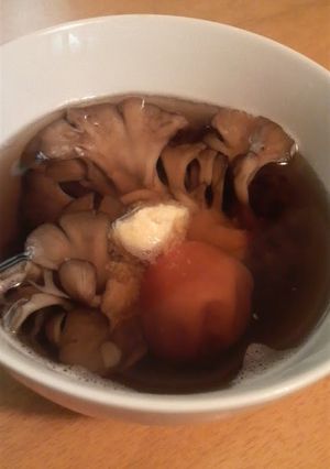 A picture of Maitake Broth - Good For Easy Weight Loss.