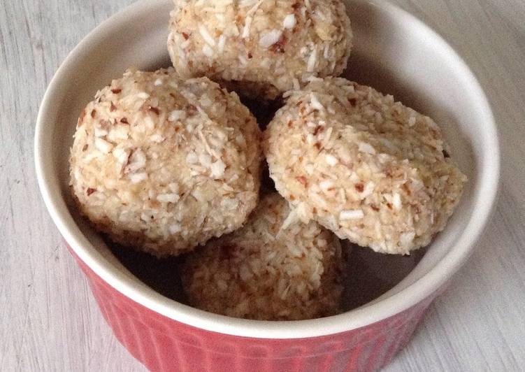 Simple Gluten-Free Vanilla Macaron Simple Gluten-Free Vanilla Macaron