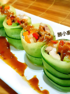 黃瓜燒肉捲佐和風胡麻醬 的食譜成品照片