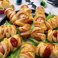 A picture of 🎃 TASTY Halloween Ideas! Puff Pastry Sausage Mummies & Creepy Fingers 👻.