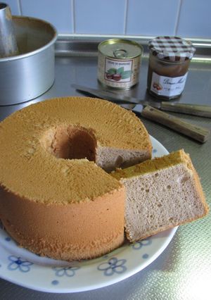 A picture of Marron Chiffon Cake with Creme de Marron.