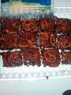 A picture of Salted caramel pretzel brownies.