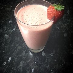 Strawberry and Raspberry Smoothie A picture of Strawberry and Raspberry Smoothie.