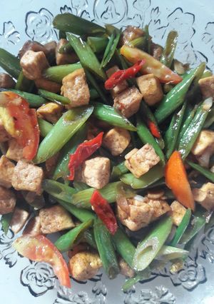 Foto resep Oseng tahu kembang bawang