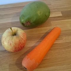 A picture of Carrot Mango and Apple Breakfast Smoothie.