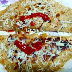 A picture of Tava roti pizza.