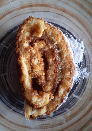 Una foto de Arrollado de dulce de leche
