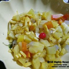 A picture of Mix fruit salsa.