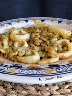 Una foto de Habitas con calamares