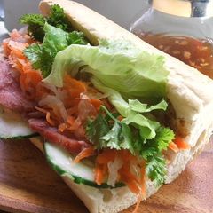 A picture of Vietnamese Banh Mi Sandwich.