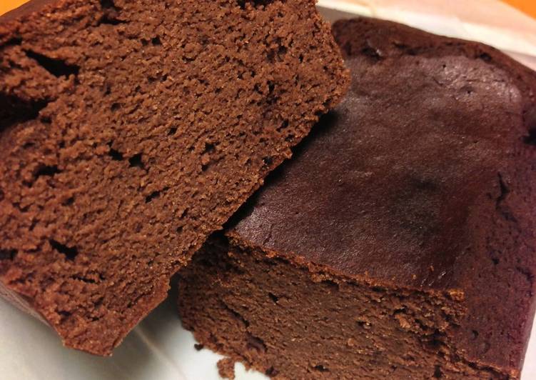 Low-Sugar Moist Okara Cocoa Cake
