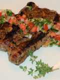 CHULETAS DE PUNTA PALETA DE CERDO, A LA PLANCHACON PICO DE GALLO, KETO, JON STYLE