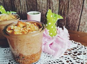 Une photo de Verrine mousse au chocolat au lait et palets bretons