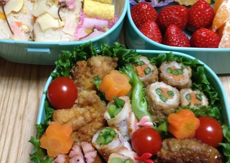 Steps to Make Any-night-of-the-week Cherry Blossom Viewing Bento