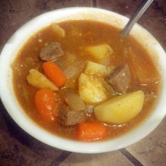 A picture of Beefy Vegetable Stew.