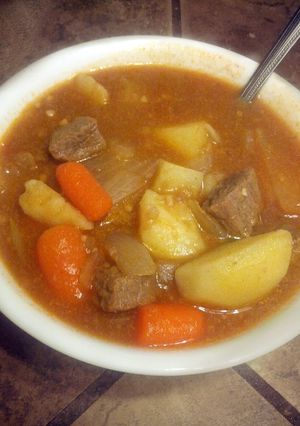 A picture of Beefy Vegetable Stew.