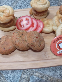 Una foto de Refuerzos de Hamburguesas de Garbanzos Veganas