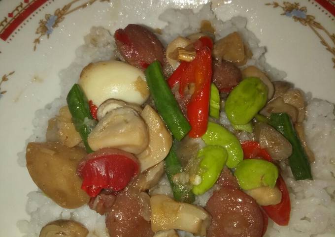 Bagaimana Menyiapkan Crazy rice bowl (nasi gila) hehe, Enak